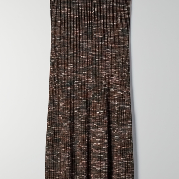 Babaton Aritzia Carousel skirt Sz. L - Picture 2 of 4